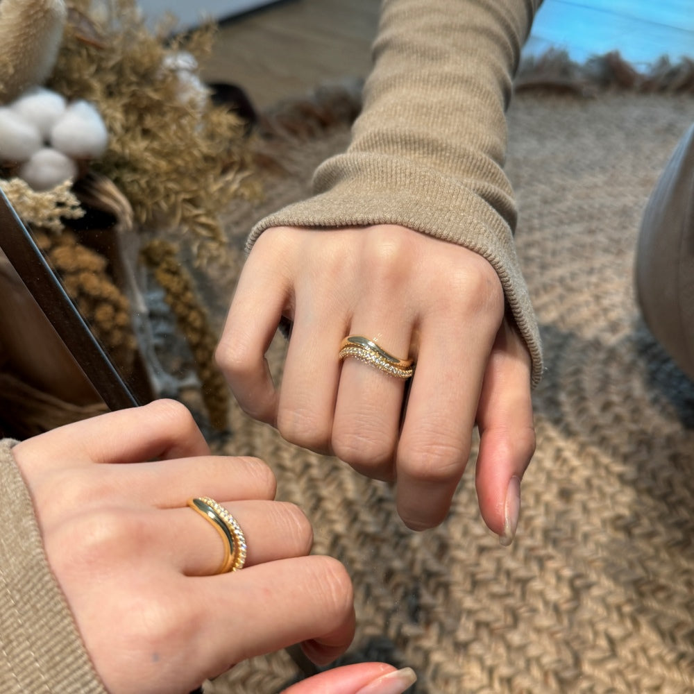 Double Gold Wave Ring