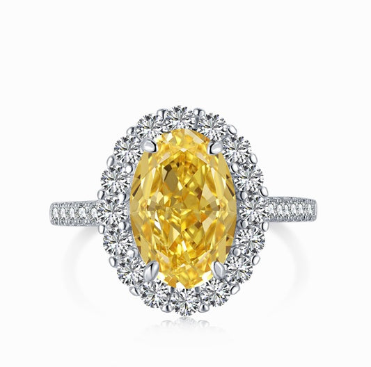 Queen Yellow Classic Ring